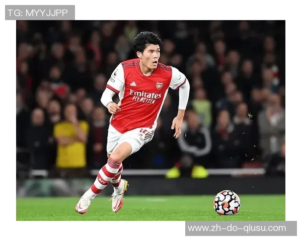 韩国足球球星最新排名榜单揭晓热议球员表现与未来前景 韩国足球球星最新排名榜单揭晓热议球员表现与未来前景